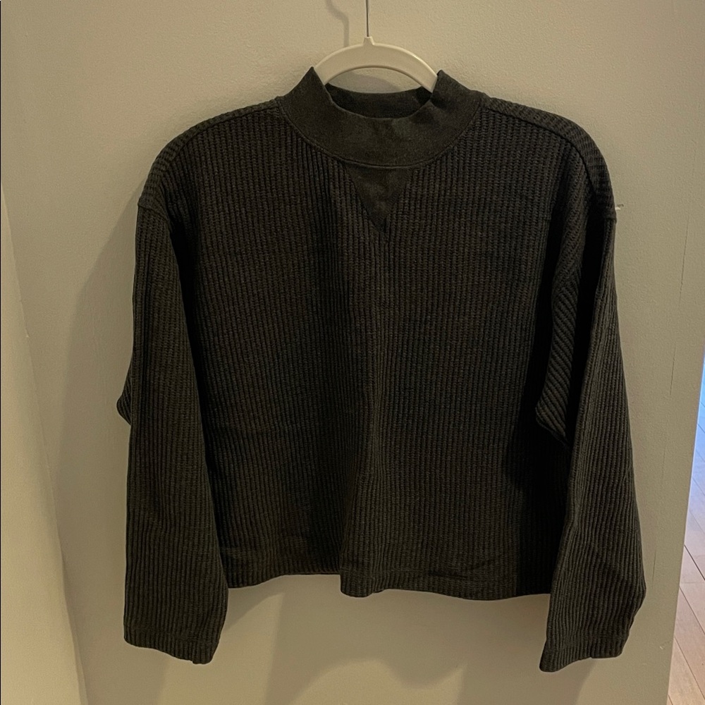 GAP Charcoal Ribbed Knit Sweater